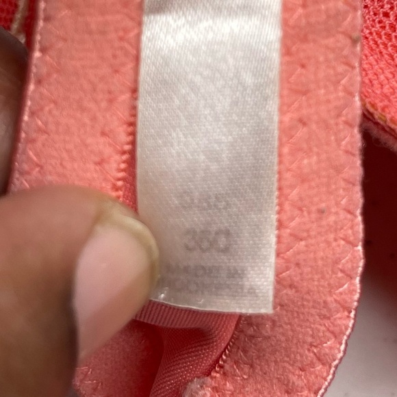 QT VNTG lace floral embroidered peach colored padded bra 36C pinup/rockabilly - Picture 7 of 7